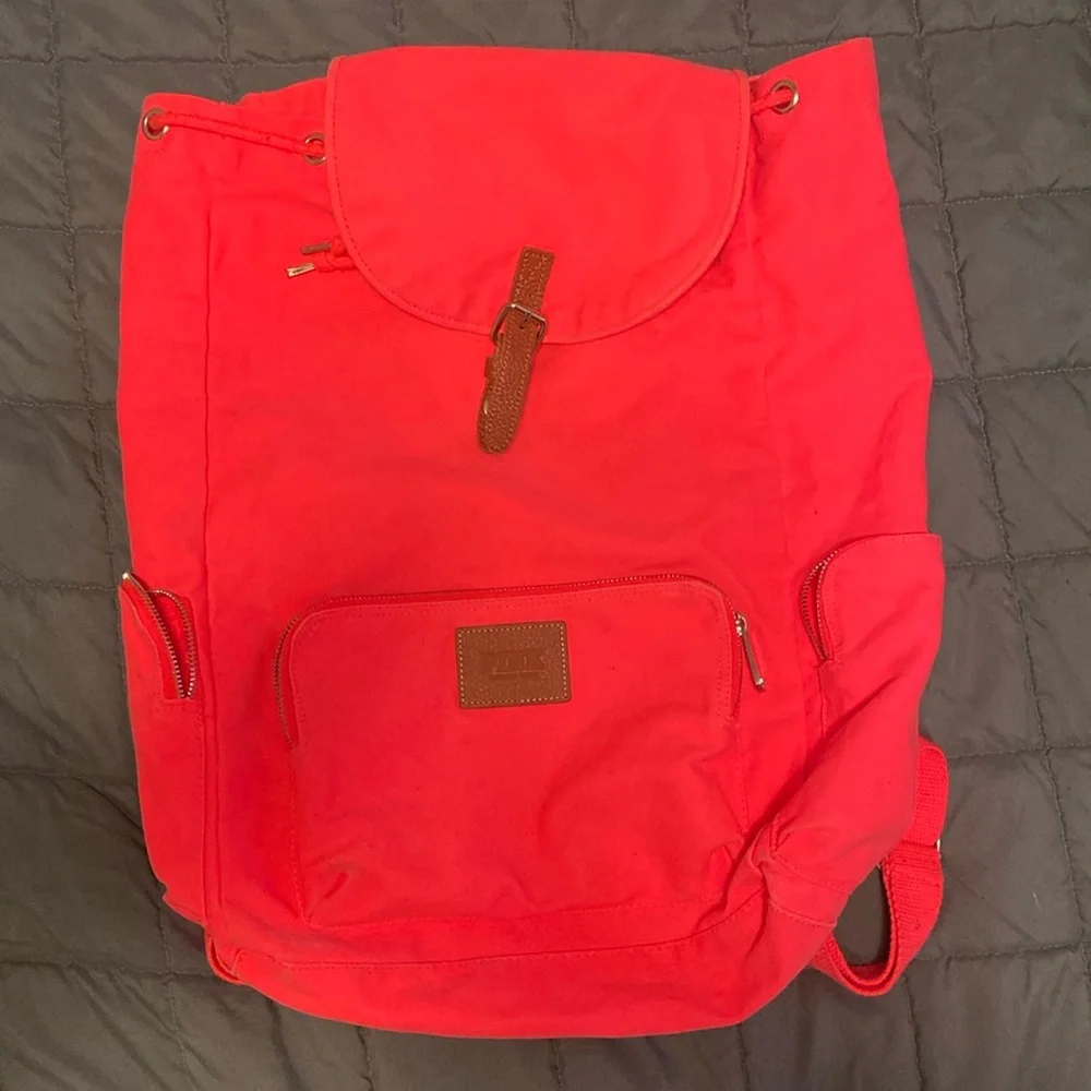 PINK backpack - Picture 1 of 6